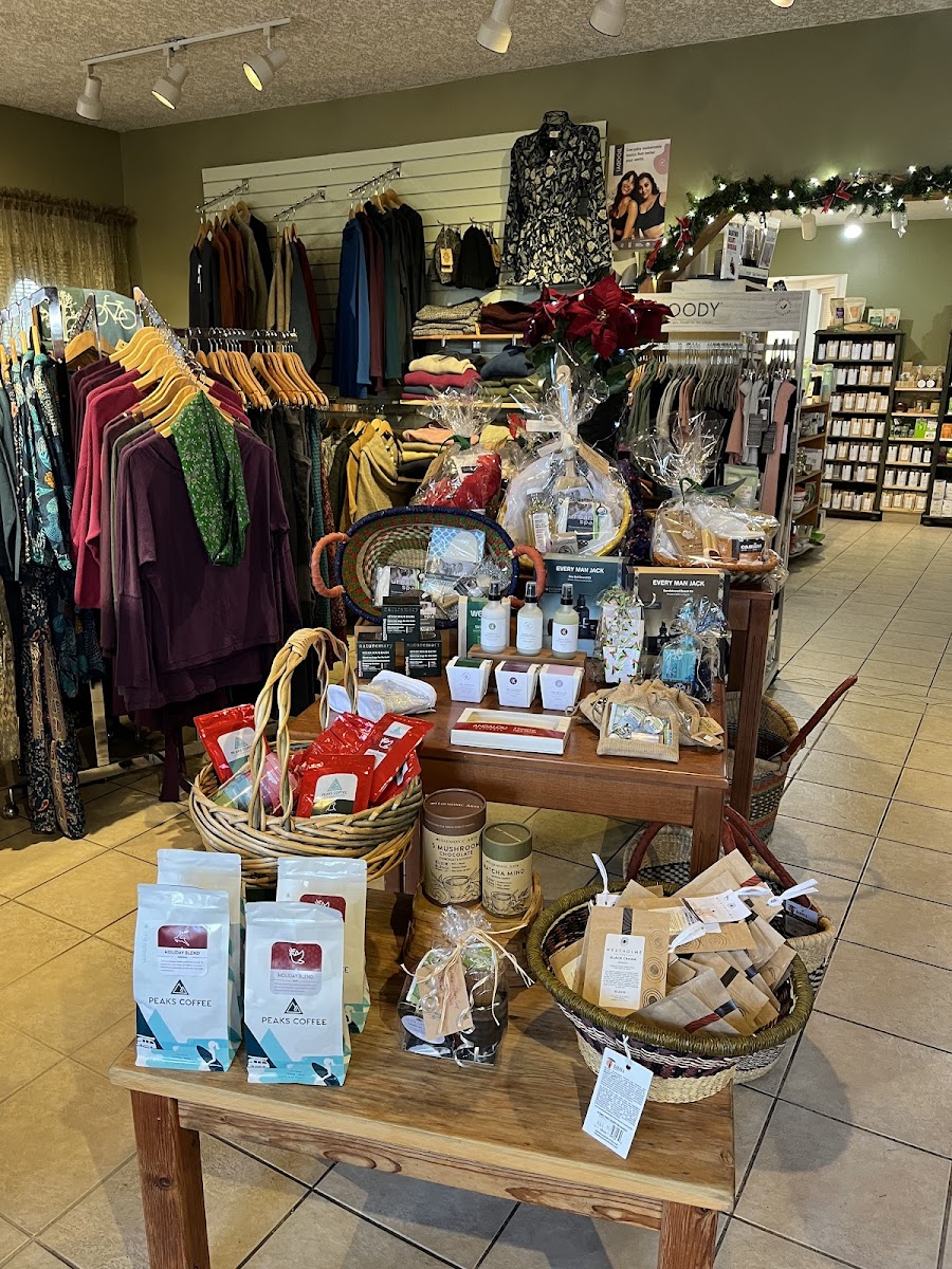 Chemainus Health Foods Store-5